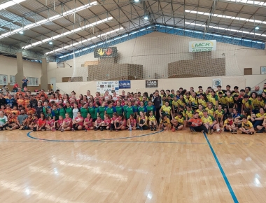 Handebol movimentou o esporte de Mercedes no feriado prolongado